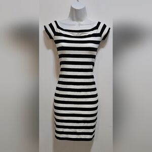 EXPRESS FACTORY OUTLET STRIPED B/W MINI DRESS